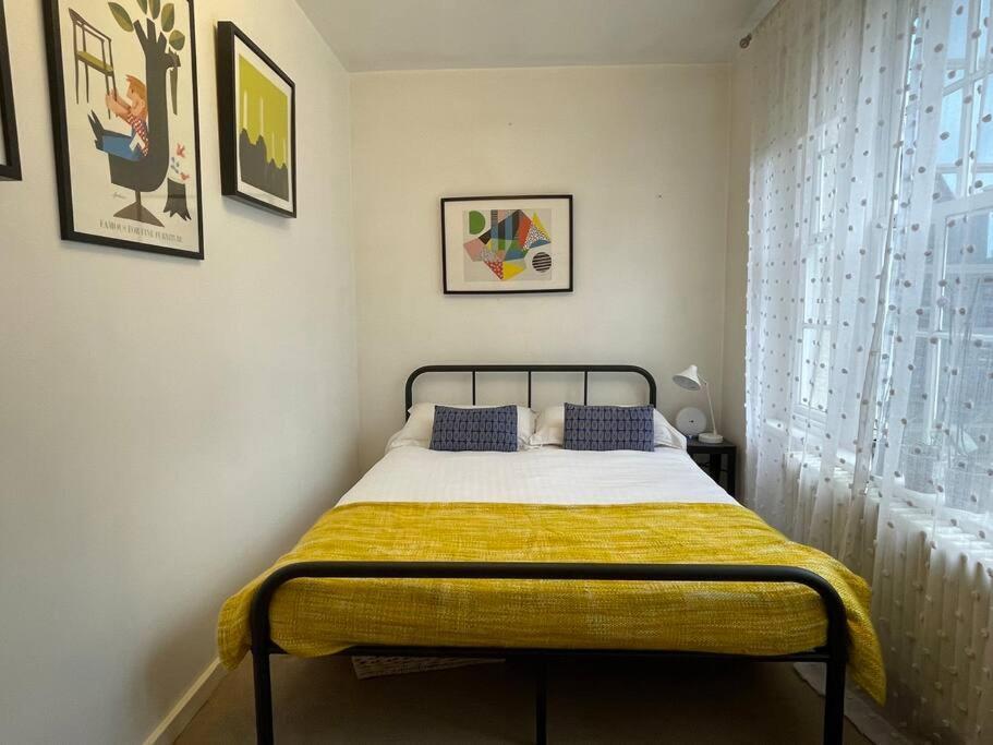 Gorgeous 2 Bedroom Apartment Edge Of Cabot Circus 브리스틀 외부 사진