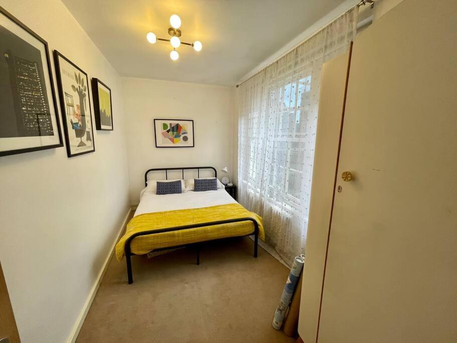 Gorgeous 2 Bedroom Apartment Edge Of Cabot Circus 브리스틀 외부 사진