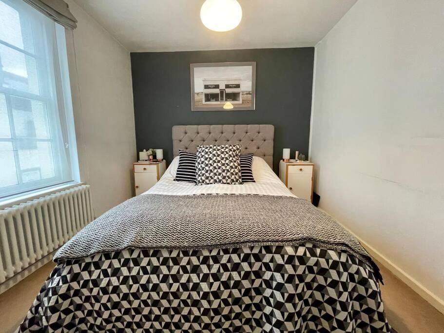 Gorgeous 2 Bedroom Apartment Edge Of Cabot Circus 브리스틀 외부 사진
